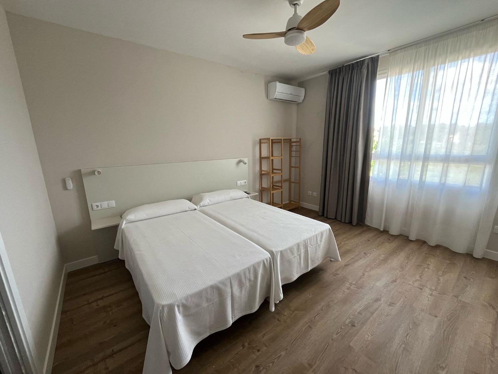 Aparthotel Bahia Pinosol